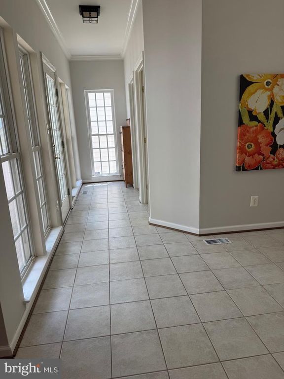 Image 15 of property listing at 506 LEANING OAK ST, Gaithersburg, MD 20878