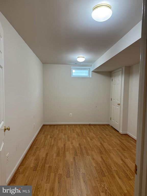 Image 35 of property listing at 506 LEANING OAK ST, Gaithersburg, MD 20878
