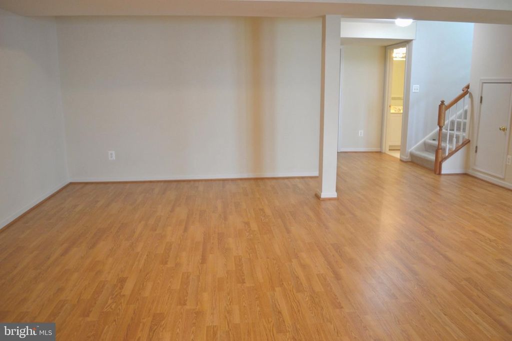Image 36 of property listing at 506 LEANING OAK ST, Gaithersburg, MD 20878