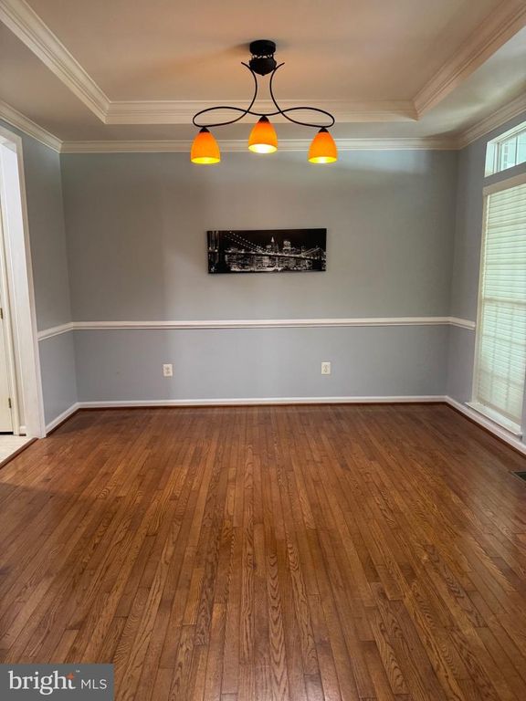 Image 8 of property listing at 506 LEANING OAK ST, Gaithersburg, MD 20878