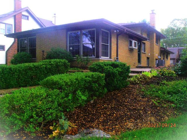 421 N Elm Street, Itasca, IL 60143