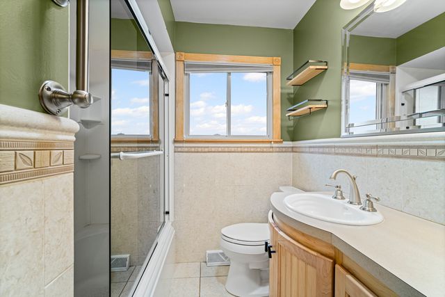 421 N Elm Street, Itasca, IL 60143