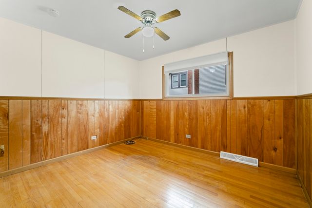 421 N Elm Street, Itasca, IL 60143