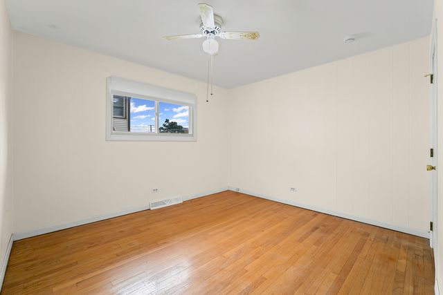 421 N Elm Street, Itasca, IL 60143