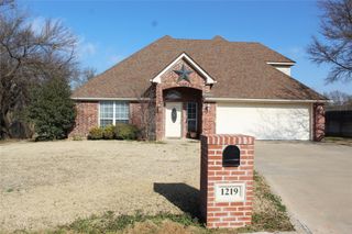 1219 Prairie Wind Boulevard, Stephenville, TX 76401