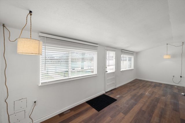 7420 Retta Mansfield Road, Mansfield, TX 76063
