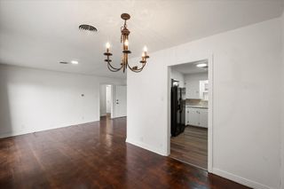 7420 Retta Mansfield Road, Mansfield, TX 76063