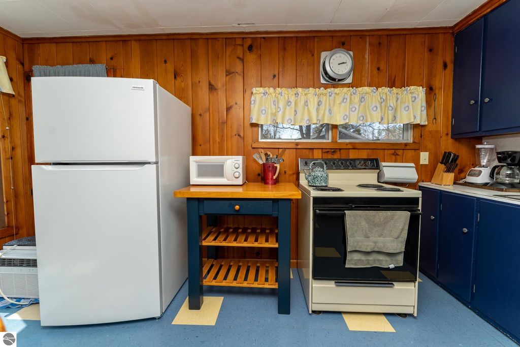 Image 18 of property listing at 5445 W Beal City Road, Weidman, MI 48893