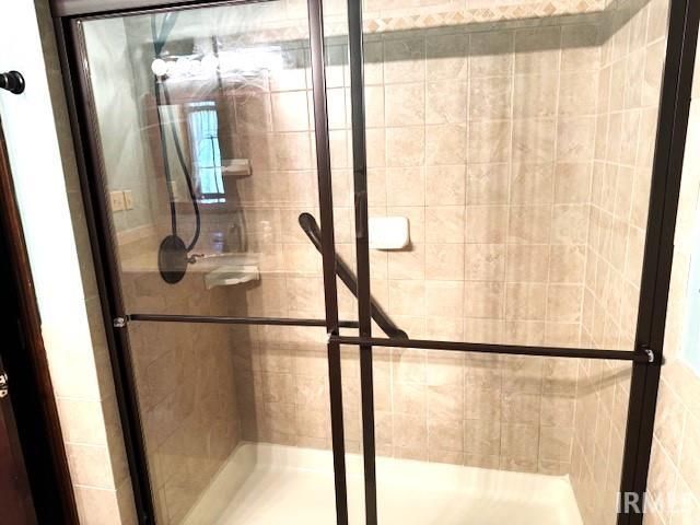 6016 Sarabeth Lane, Evansville, IN 47712