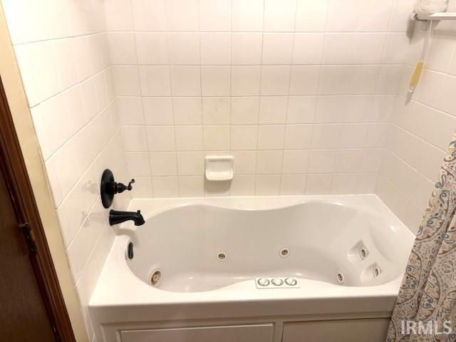 6016 Sarabeth Lane, Evansville, IN 47712