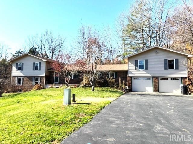 6016 Sarabeth Lane, Evansville, IN 47712