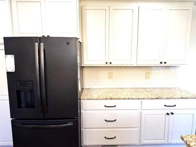 6016 Sarabeth Lane, Evansville, IN 47712