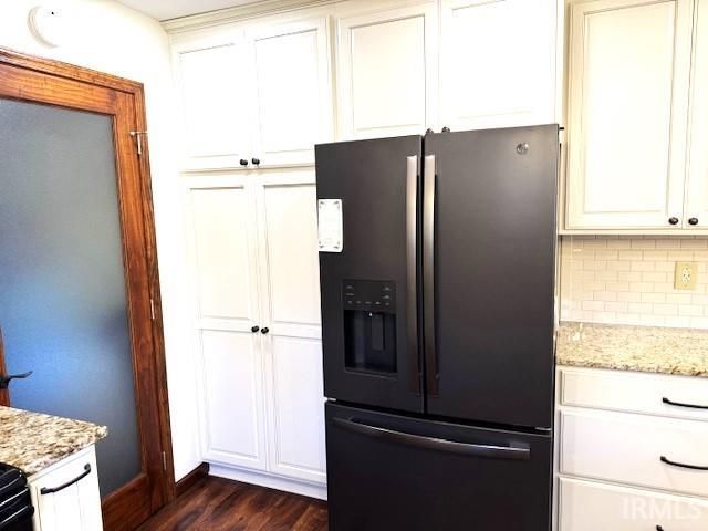 6016 Sarabeth Lane, Evansville, IN 47712