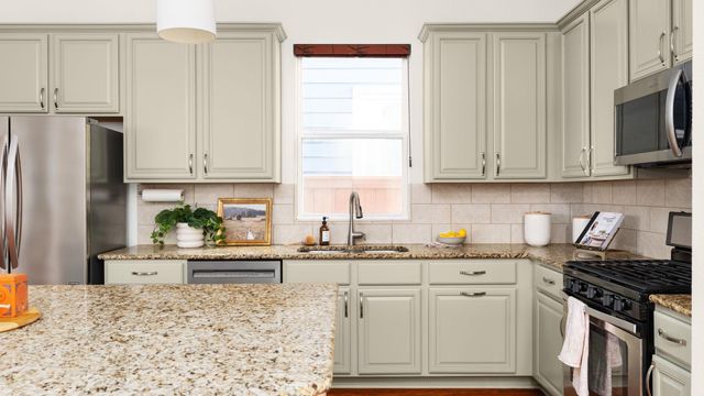 2608 Moreno ST, Austin, TX 78723