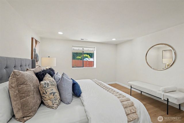 3414 166th Place SW, Lynnwood, WA 98037