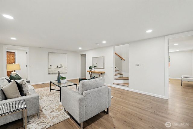 3414 166th Place SW, Lynnwood, WA 98037