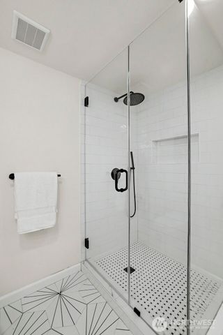 3414 166th Place SW, Lynnwood, WA 98037