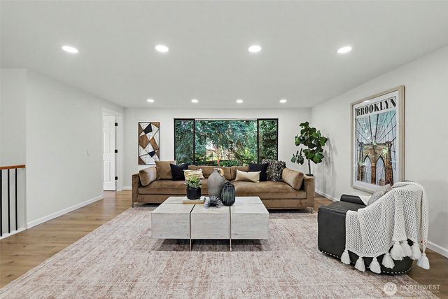 3414 166th Place SW, Lynnwood, WA 98037