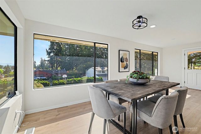 3414 166th Place SW, Lynnwood, WA 98037