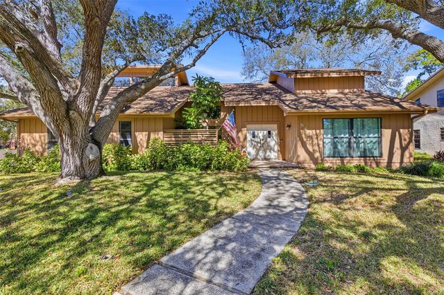 847 HILLSIDE DRIVE, Palm Harbor, FL 34683