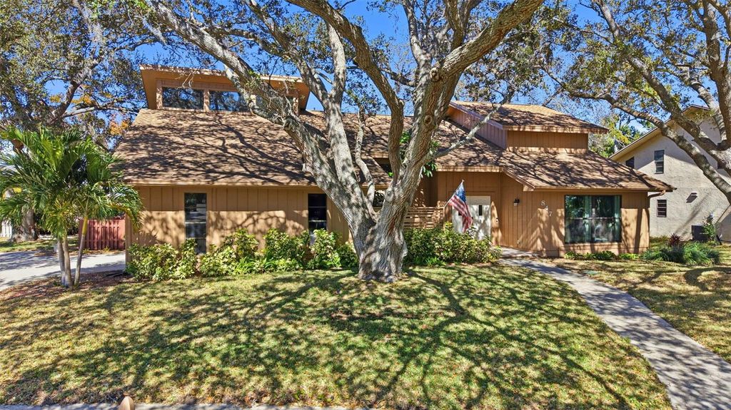 847 HILLSIDE DRIVE, Palm Harbor, FL 34683