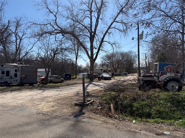 4300 County Road 805B, Cleburne, TX 76031