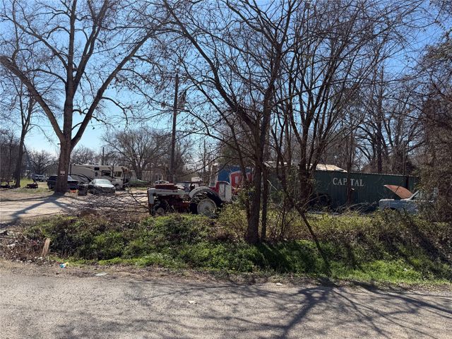 4300 County Road 805B, Cleburne, TX 76031