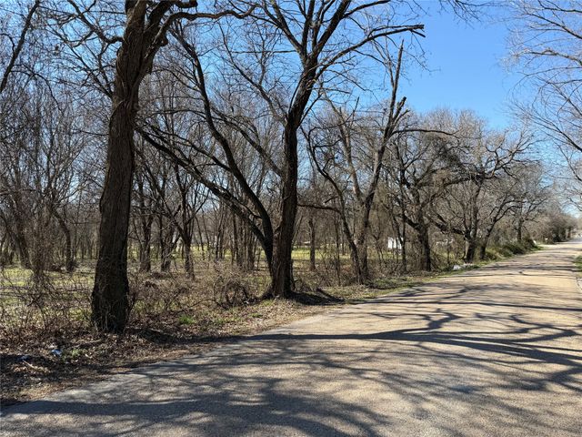 4300 County Road 805B, Cleburne, TX 76031