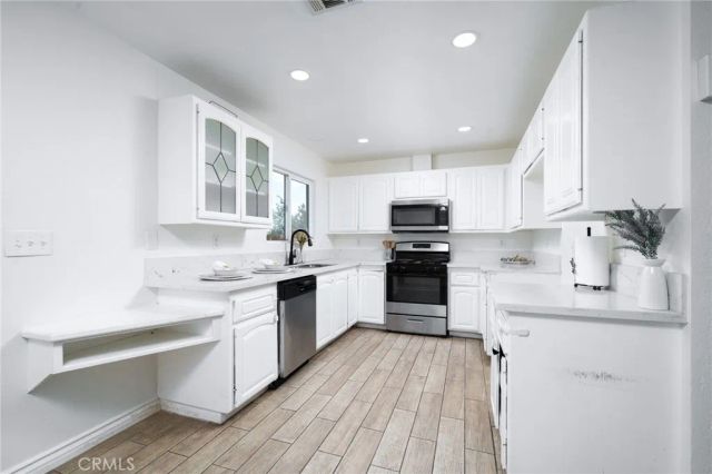 11945 Bornite Avenue, Hesperia, CA 92345