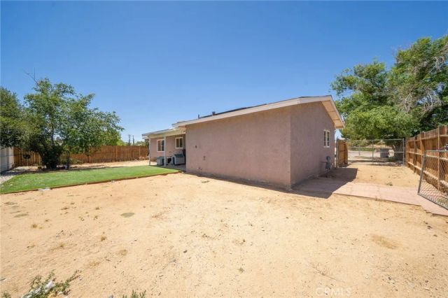 11945 Bornite Avenue, Hesperia, CA 92345