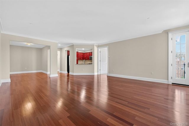 319 Trump Park, Shrub Oak, NY 10588