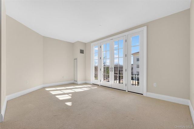 319 Trump Park, Shrub Oak, NY 10588