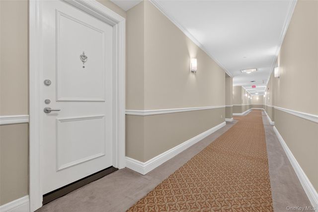 319 Trump Park, Shrub Oak, NY 10588