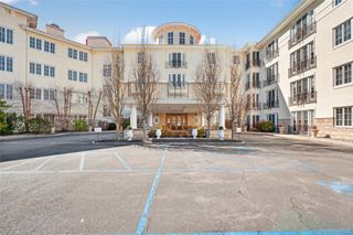 319 Trump Park, Shrub Oak, NY 10588