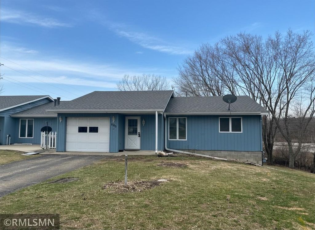 1105 Park Street W 3, Cannon Falls, MN 55009 — exterior