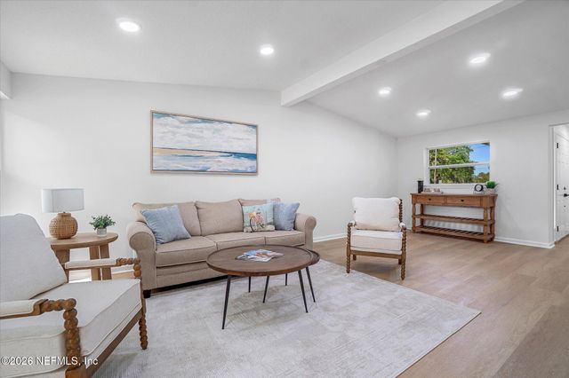 1124 NANTUCKET Avenue, Jacksonville, FL 32233