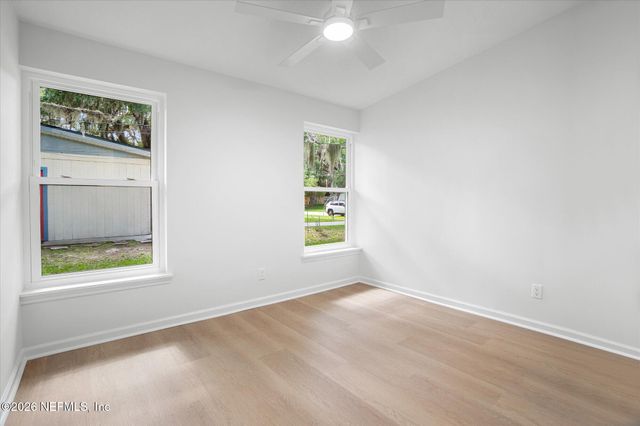 1124 NANTUCKET Avenue, Jacksonville, FL 32233