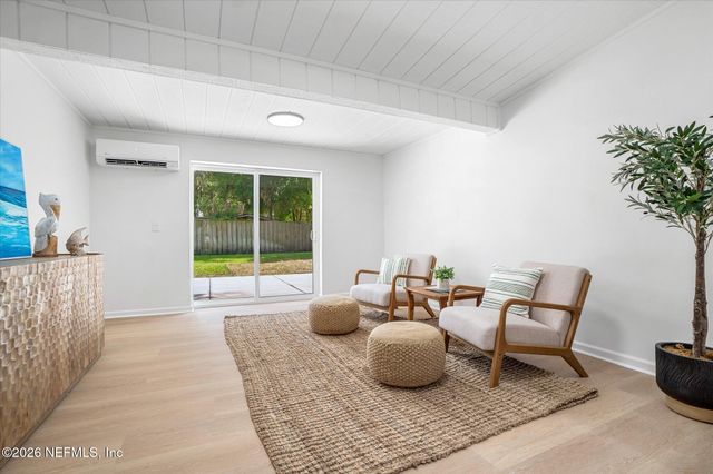 1124 NANTUCKET Avenue, Jacksonville, FL 32233