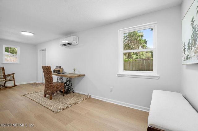 1124 NANTUCKET Avenue, Jacksonville, FL 32233