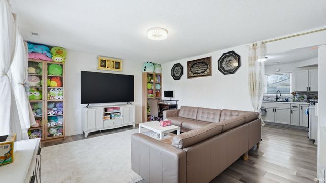 7735 Newlin Drive, Fort Wayne, IN 46816