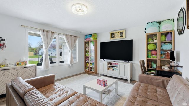 7735 Newlin Drive, Fort Wayne, IN 46816