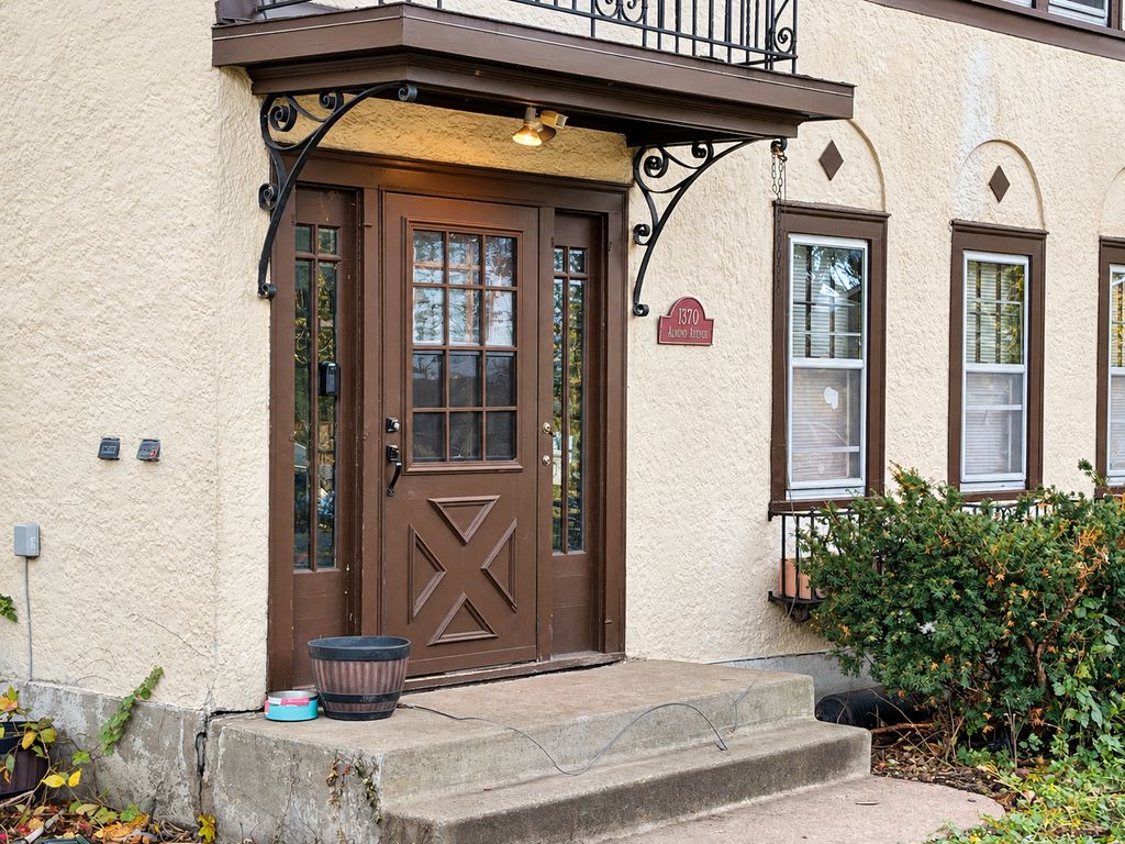 1370 Almond Avenue, Saint Paul, MN 55108 — photo 4