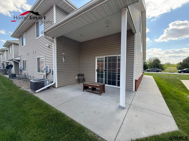 2161 Surfside Drive, Lincoln, NE 68528