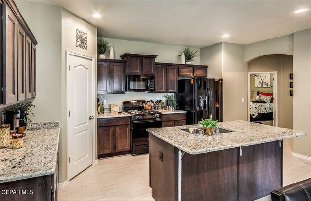 15149 Resolve Drive, El Paso, TX 79938