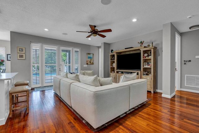 8655 Tally Ho Lane, West Palm Beach, FL 33411