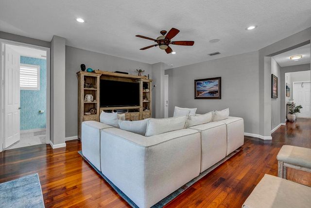 8655 Tally Ho Lane, West Palm Beach, FL 33411