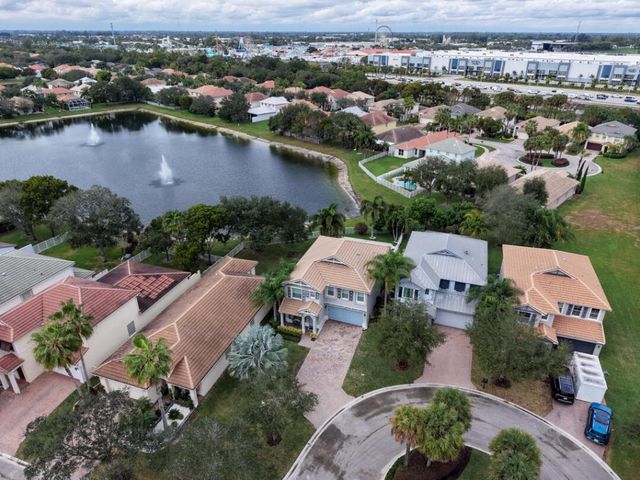 8655 Tally Ho Lane, West Palm Beach, FL 33411