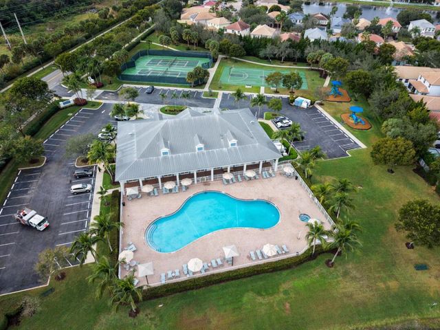 8655 Tally Ho Lane, West Palm Beach, FL 33411