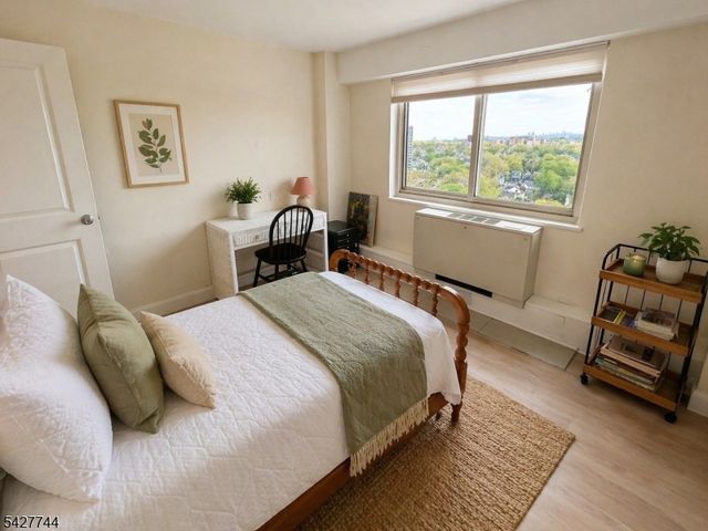377 S Harrison Street 15D 15D, East Orange City, NJ 07018