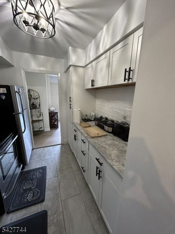 377 S Harrison Street 15D 15D, East Orange City, NJ 07018